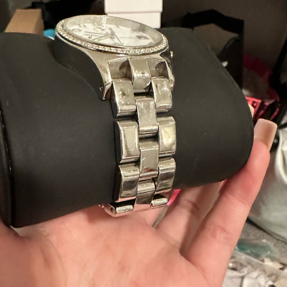 MARC JACOBS SILVER WATCH - Picture 3 of 6